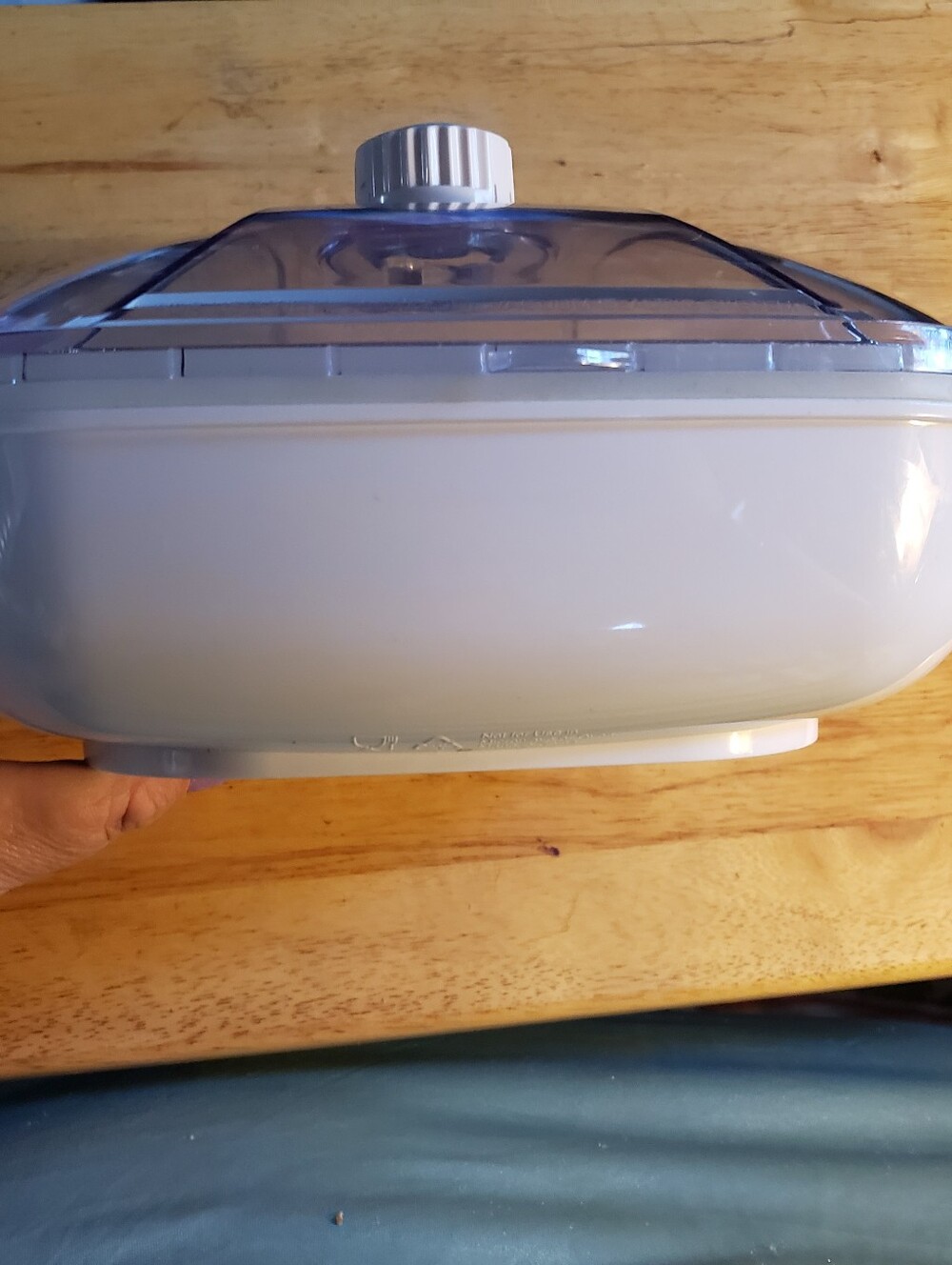 FoodSaver Marinating Container Quick Vacuum Container 6.5" x 5.5" x 5.5"